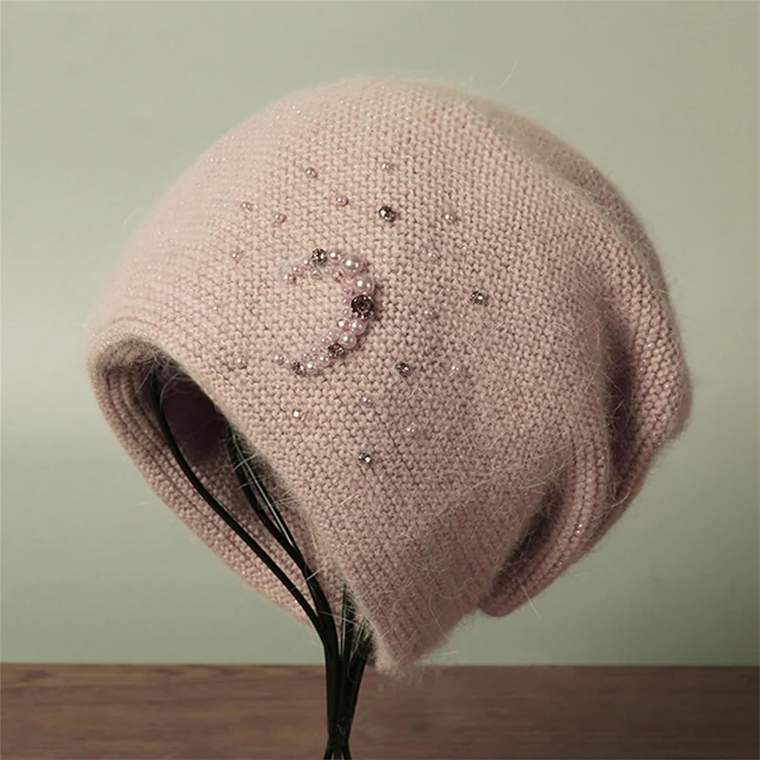 Women's Stylish Rhinestone Pearls Beanie Hat Winter Warm Soft Knit Cap Outdoors Cold Weather Skiing Cycling Skullies Caps