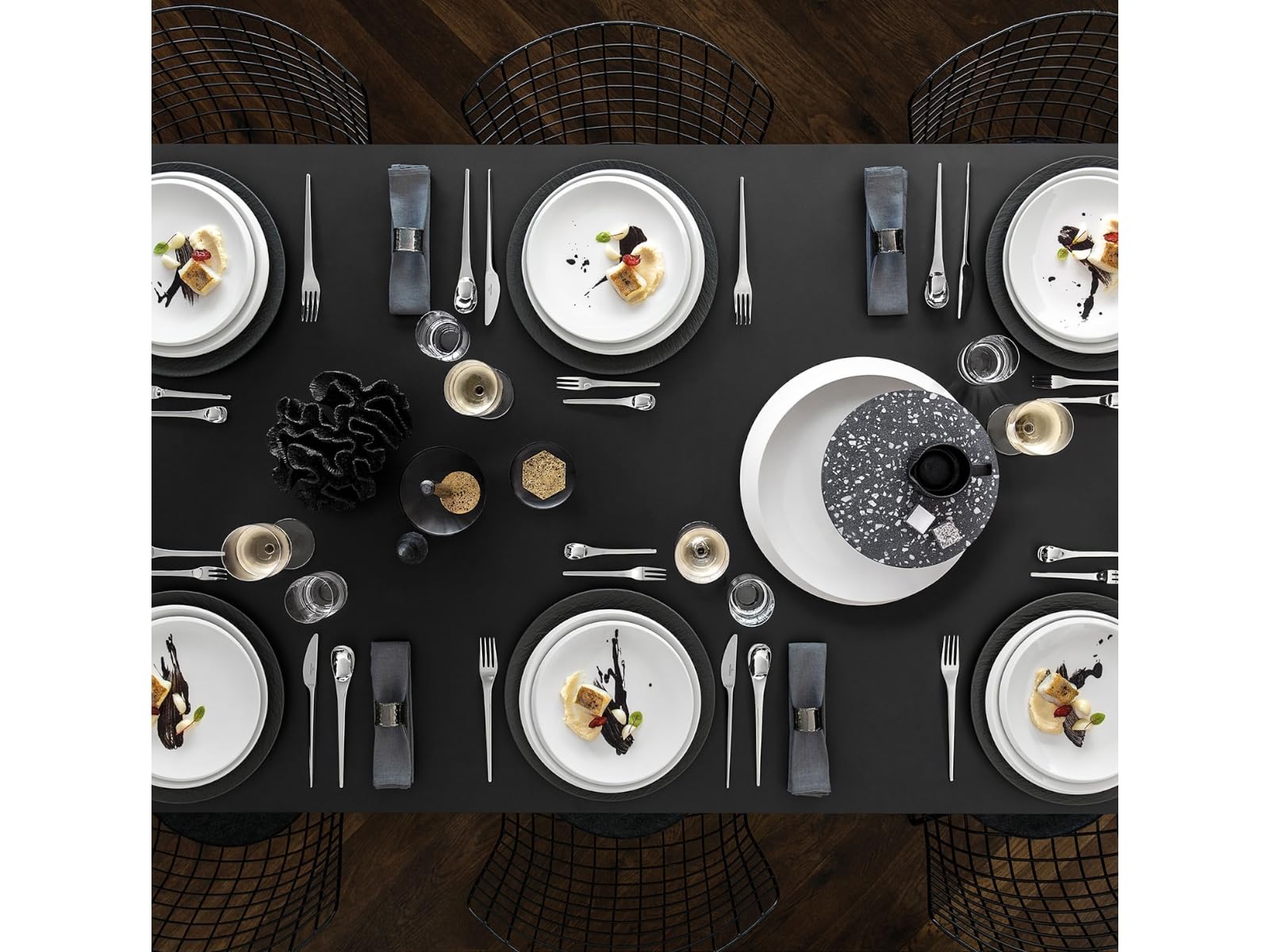 Villeroy & Boch Newmoon talerz śniadaniowy, biały, 24 cm, zestaw 6 talerzy na śniadanie, brunch, ciasto, desery, można myć w zmywarce, używać w kuchence mikrofalowej, talerze obiadowe, ceramika,