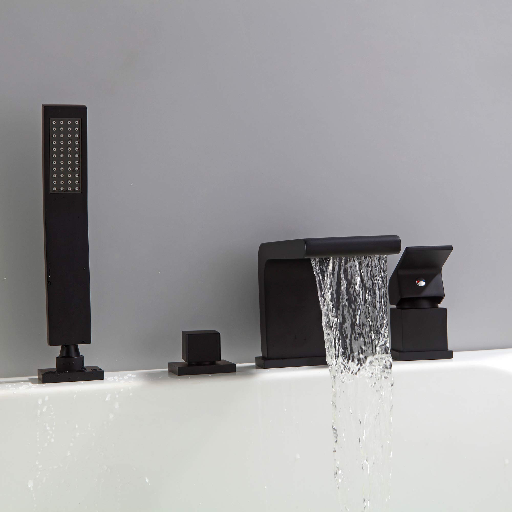 Bernstein Wannenrandarmatur 6080B – 4-Loch-Badewannenarmatur Schwarz, Wasserfall-Design, Einhebelmischer, massive Messing-Ausführung, Fliesenrandmontage, Handbrause mit Anti-Kalk-Noppen, 1,5m Schlauch