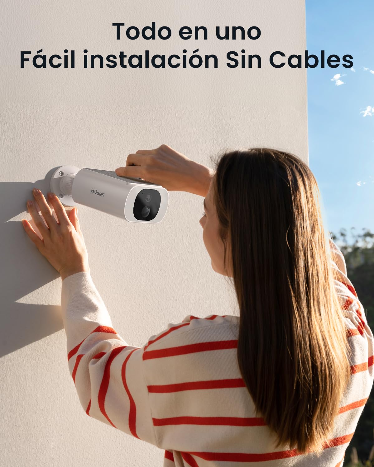 ieGeek 2K Camara Vigilancia WiFi Exterior Solar, Cámara de Seguridad sin Cables con Panel Solar Integrado, Visión Nocturna en Color, WiFi 2.4GHz, PIR Movimiento Detección, Audio Bidireccional