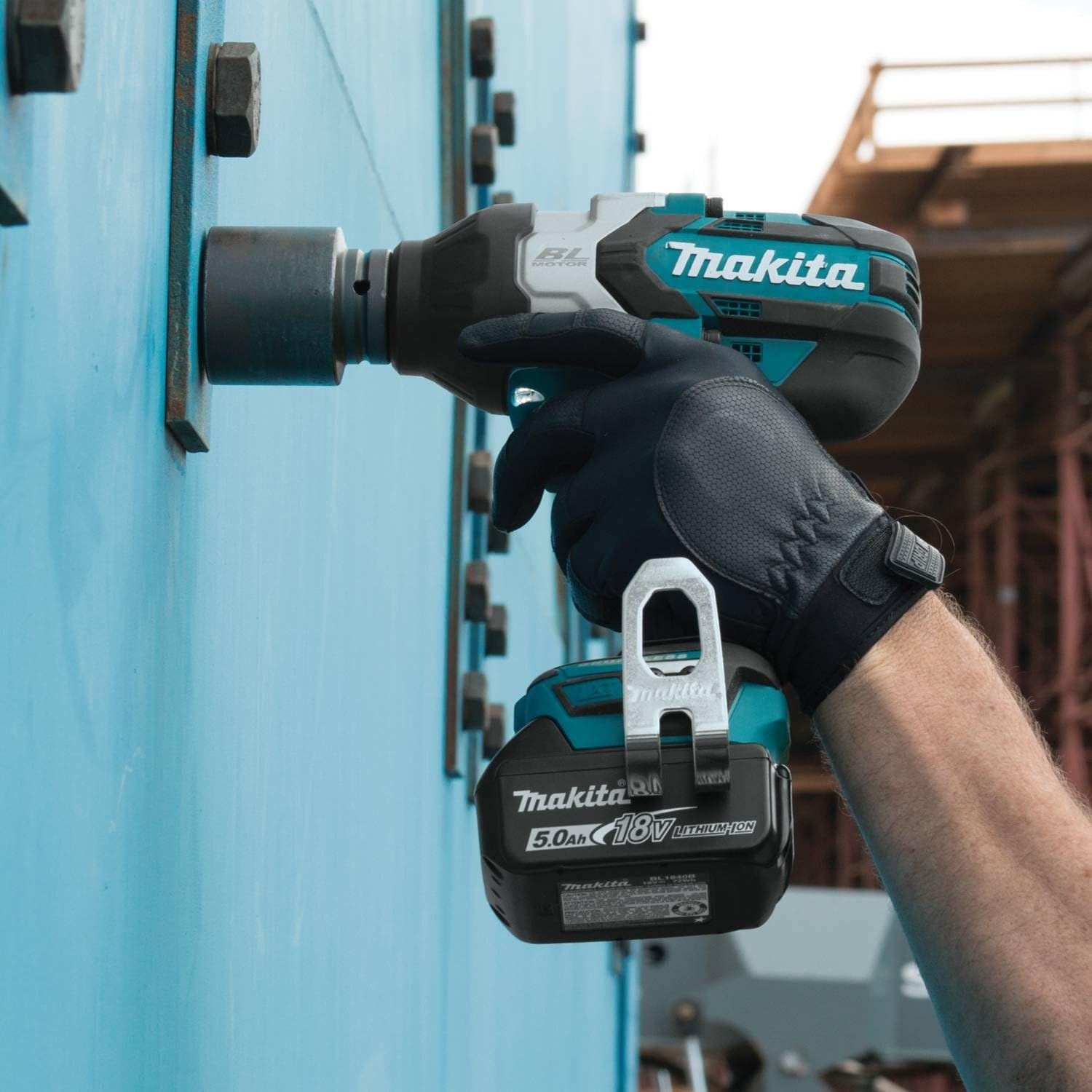 Up To 50% OFF Makita XWT07T 18V LXT® Lithium-Ion Brushless Cordless High-Torque 3/4 Sq. Drive Impact Wrench Kit w/Friction Ring Anvil (5.0Ah)