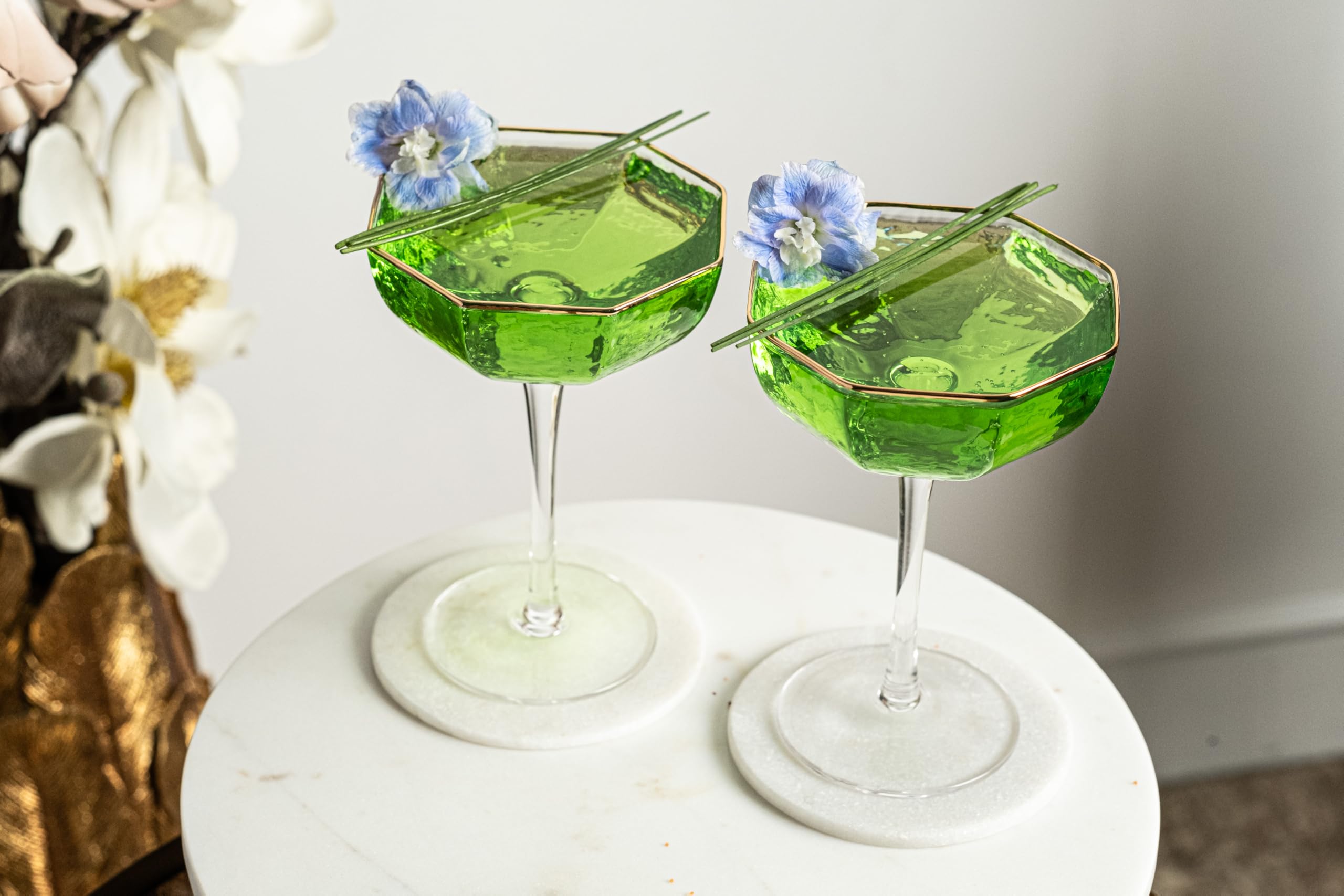 Bicchieri piccoli da 150 ml, ottagonali Prestige Coupé, con bordi dorati, per cocktail e champagne, set da 4, in cristallo angolato, a stelo lungo, per espresso Martini, Daiquiri, Gimlet, Cosmopolitan