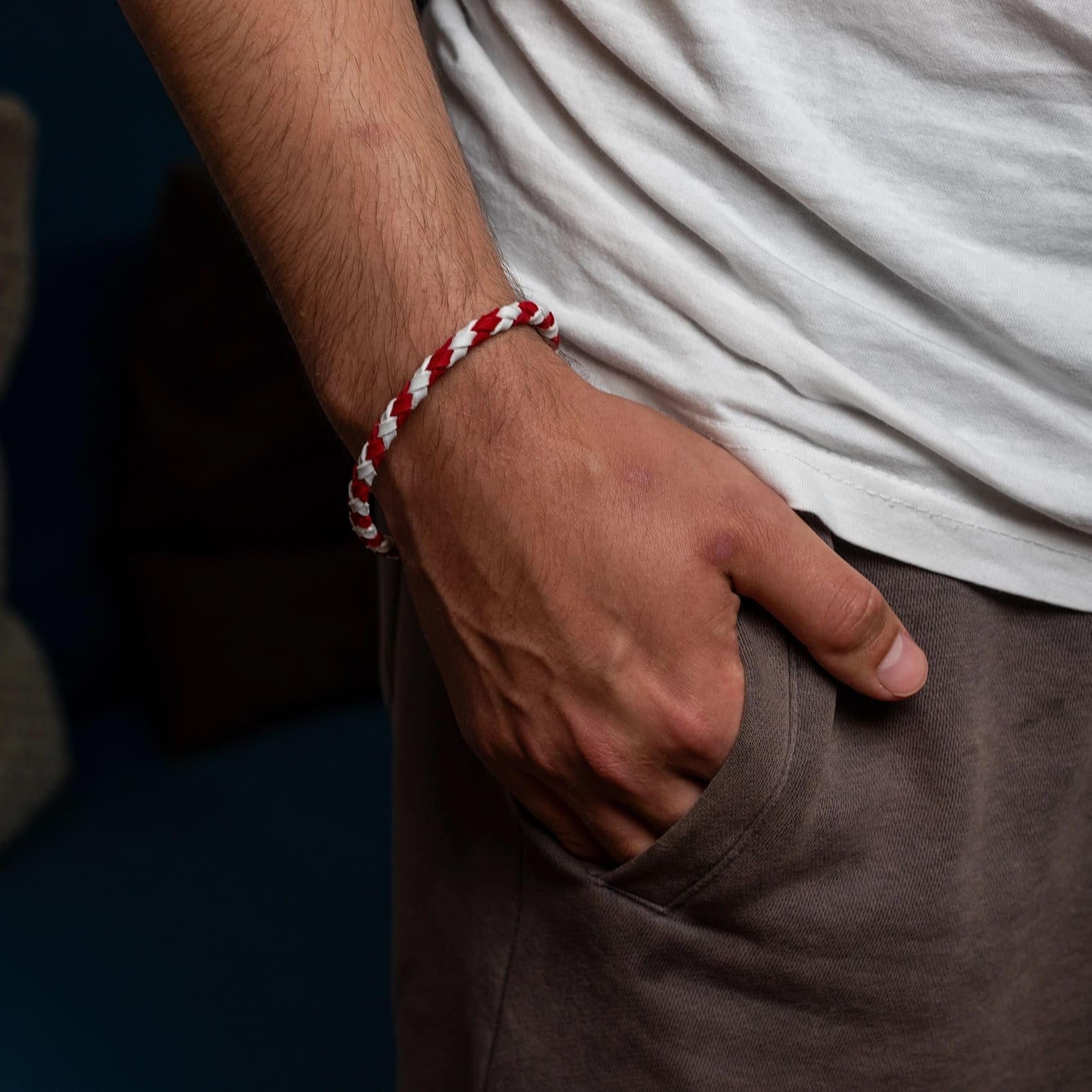 Fußball Armband Handmade aus Trikots Fan Artikel Geschenk Vereine