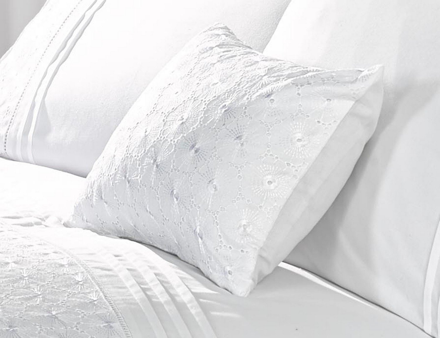 Rapport Home Everdean Boudoir Cushion, Polycotton, White, 30x40cm