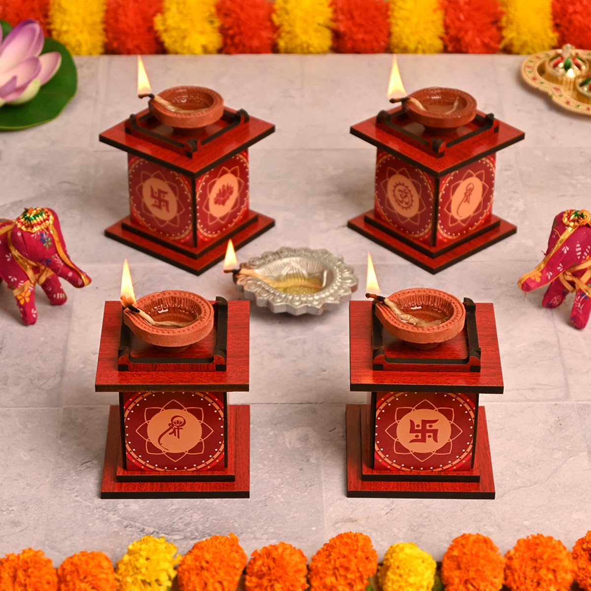 GKD Lot De 4 Supports De Diya Traditionnels En Bois Tulsi