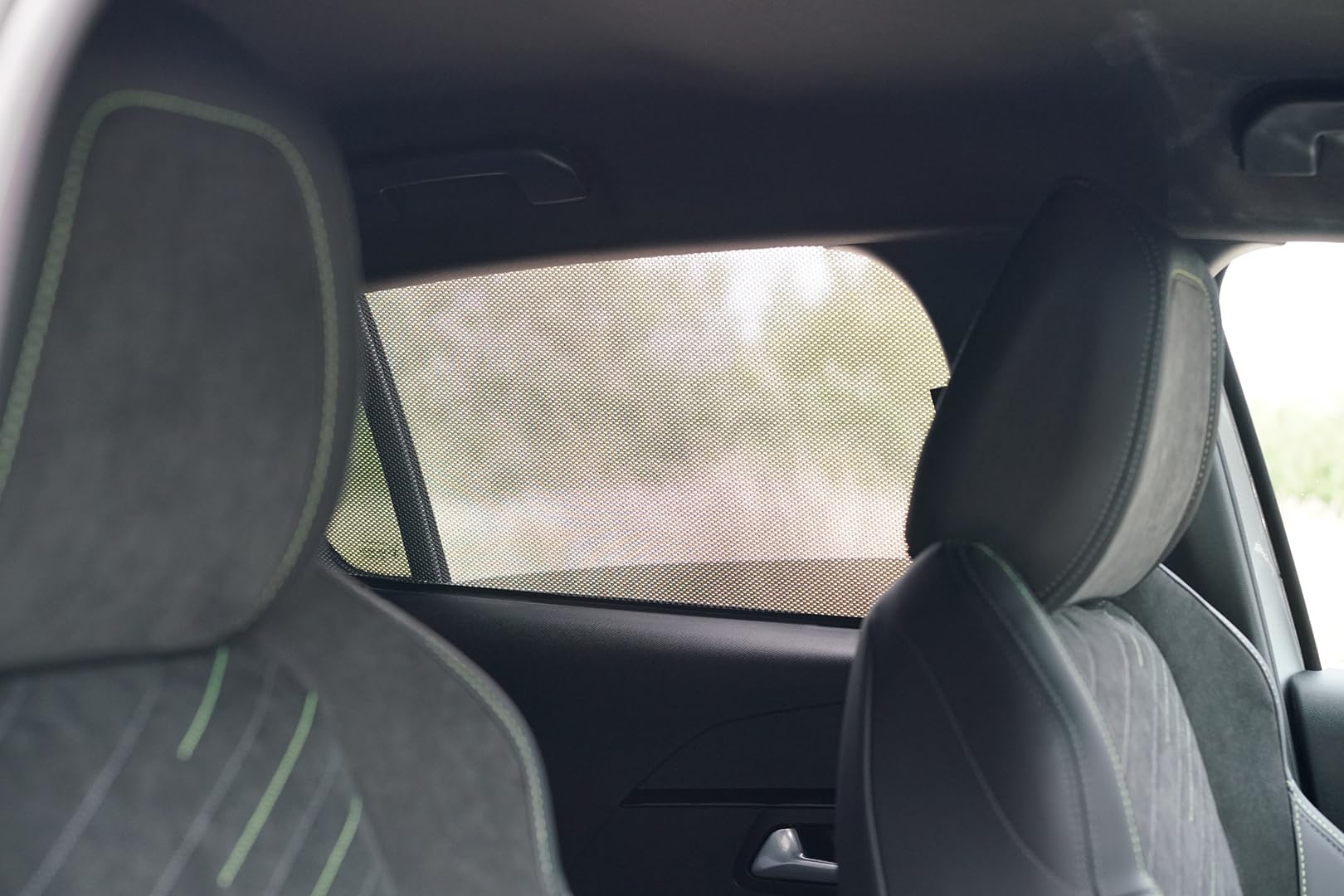 Car Shades Jeu de Pare-Soleil sur Mesure pour Voiture