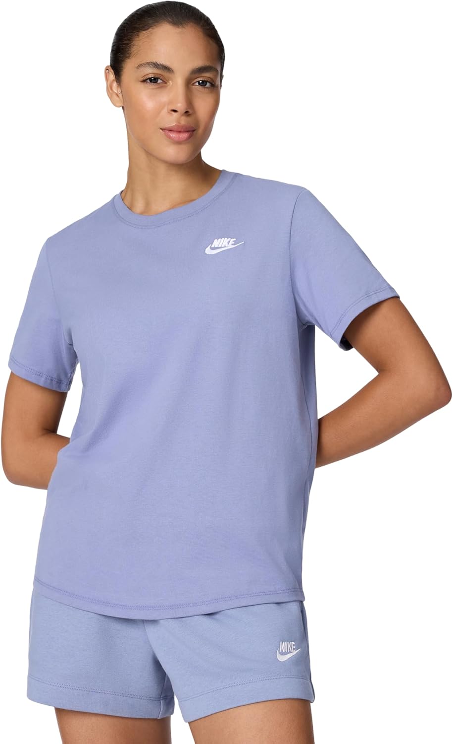 Nike Women's Sportswear Club Essentials T-Shirt