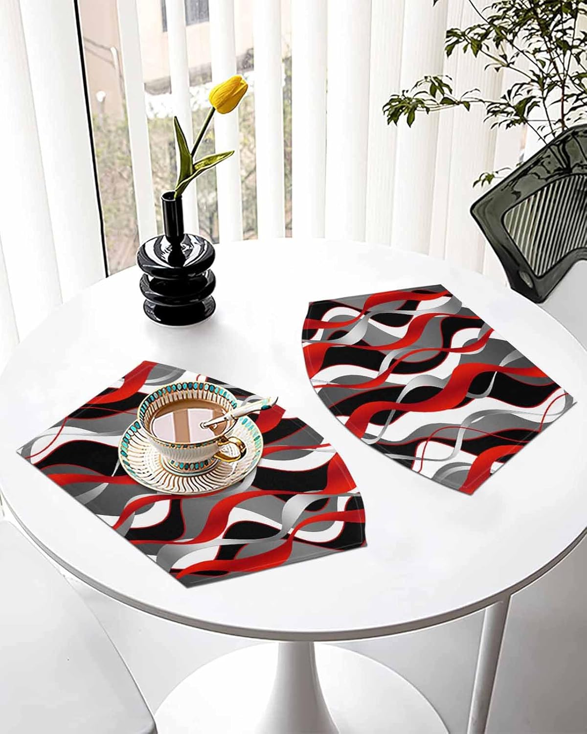 Red Black Grey Placemats Set of 6 for Dining Table, Woven Round Table Placemats, Modern White Moire Geometric Abstract Art Table Mats Washable Wedge Placemat Indoor/Outdoor Patio Kitchen Décor