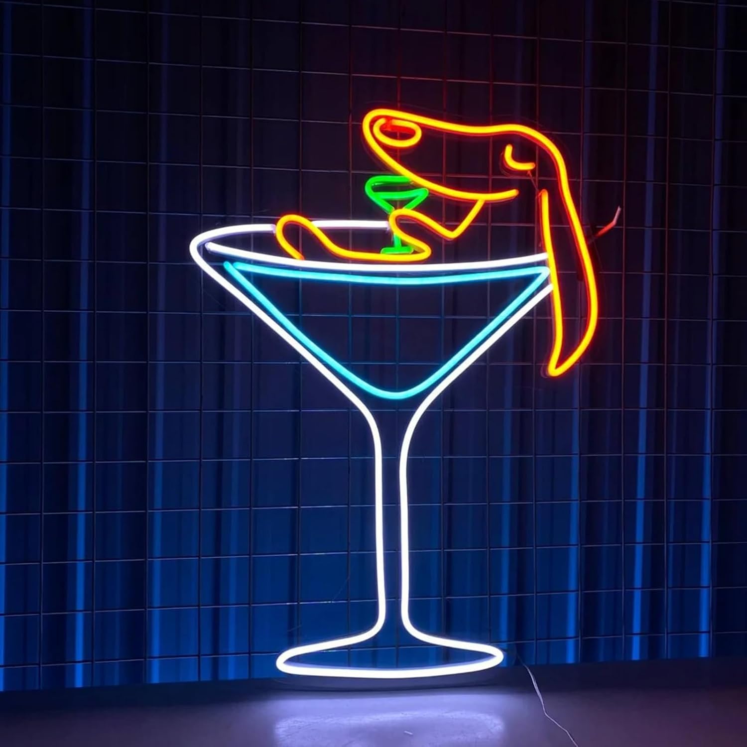 AMANYMXOK Dachshund Martini Neon Sign Cool Dog Martini Bar Neon Sign LED Home Bar Lights Up Neon Sign Wall Art Decor for Bedroom Bar Pub Man's Cave Size: 20 inch