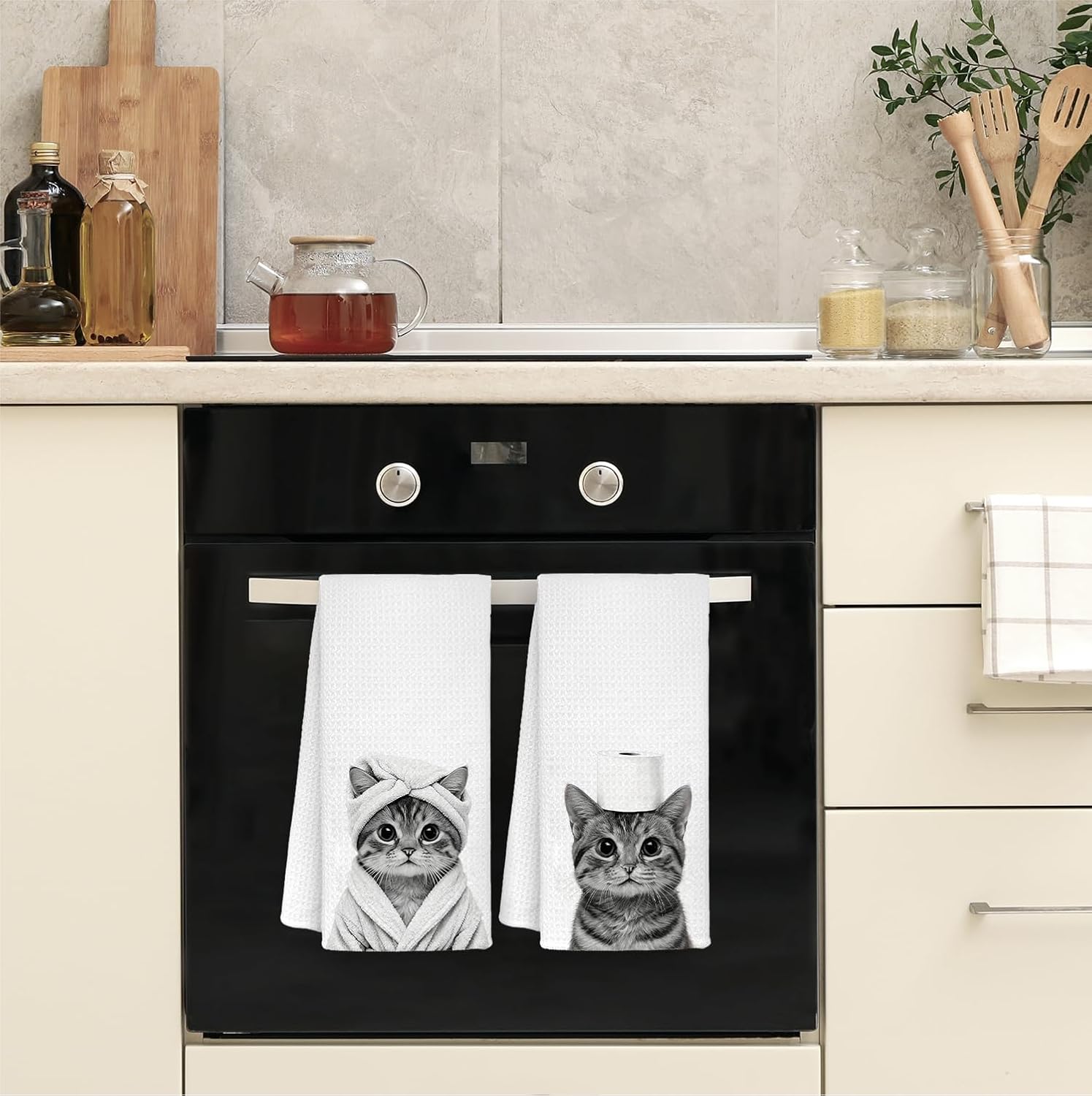 Funny Cat Bathroom Hand Towels, Cat Mom Lovers Lady Gifts for Women, Pet Lover Gifts Decorative Hand Towels for Bathroom Decor, 16x24 Inch Set of 2 image 3