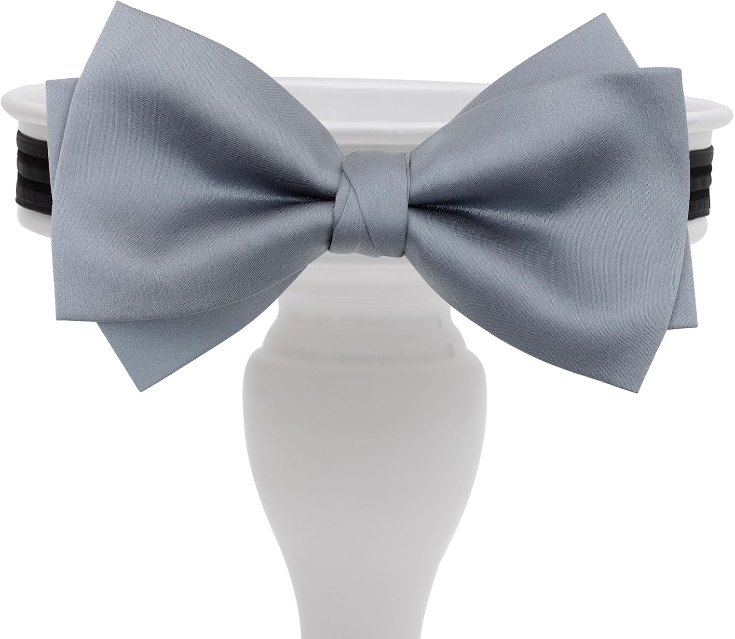 The brand men's double-layer imitation hand-tied bow tie is suitable for the groom at a wedding