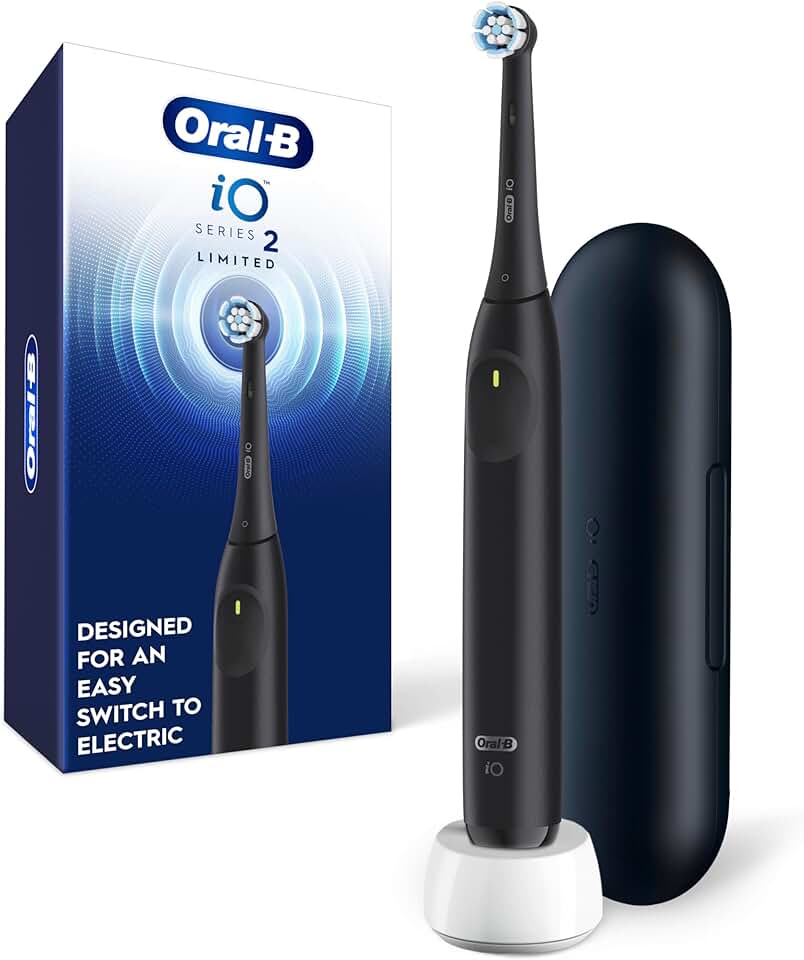 Oral-B Escova de dentes elétrica recarregável iO Simple Clean, preta noturna, com 1 cabeça de escova de cuidado suave e 1 estojo de viagem preto - sensor de pressão automático para proteger as