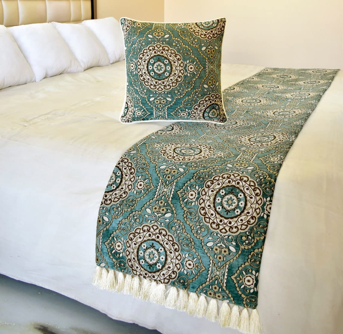 The HomeCentric King/Queen/Twin Teal Decorative Full 170x45 cm Bed Runner With 2 Cushion cover, Art Deco, Floral, Tassels & Velvet Bed Scarf on Velvet fabric - Ahmet — image 1