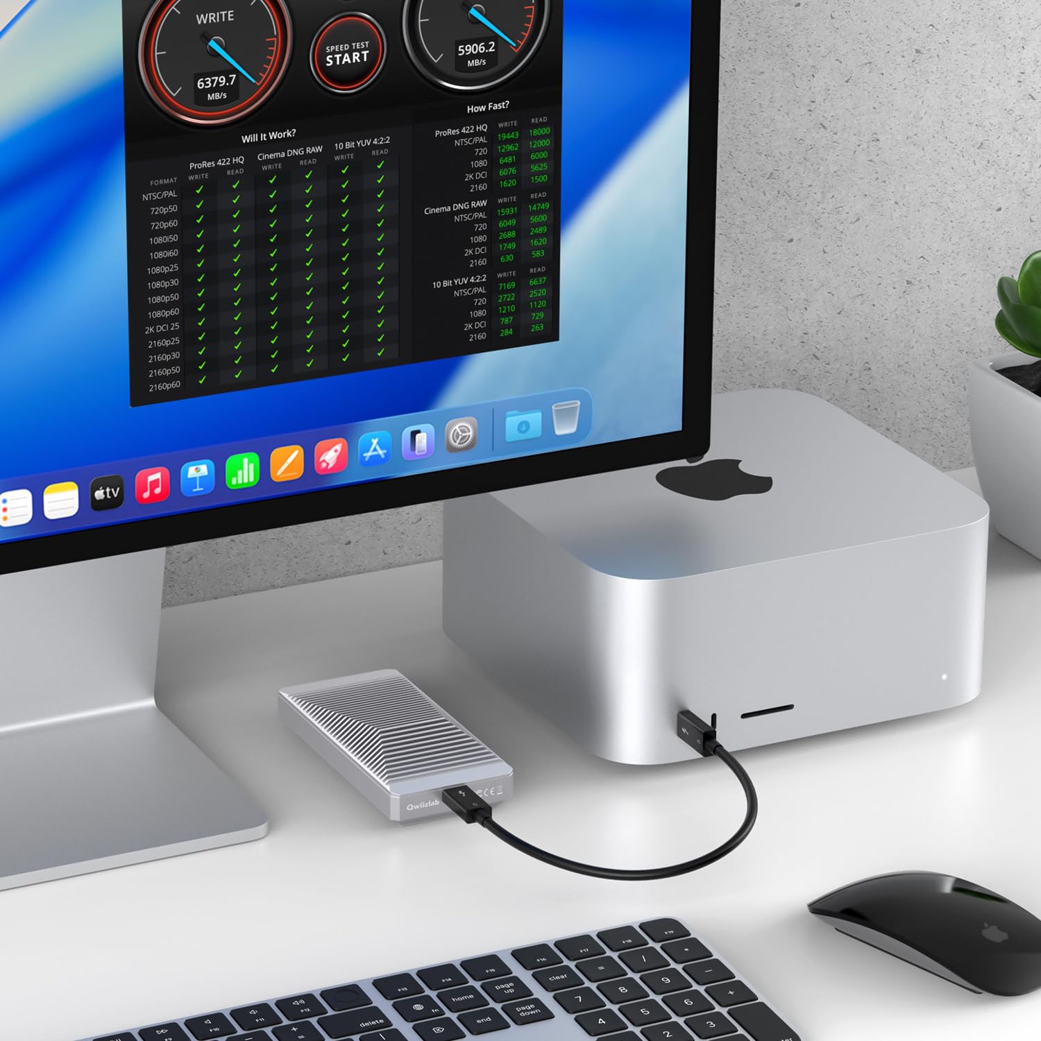 QWIIZLAB Obudowa bez wentylatora 80 Gbps NVMe z aluminiową obudową, kompatybilna z Thunderbolt 5/4/3, wstecznie kompatybilna z USB4/UBS3.2/3.1/3.0, obsługuje PCIe M.2 SSD do 8 TB (srebrny)