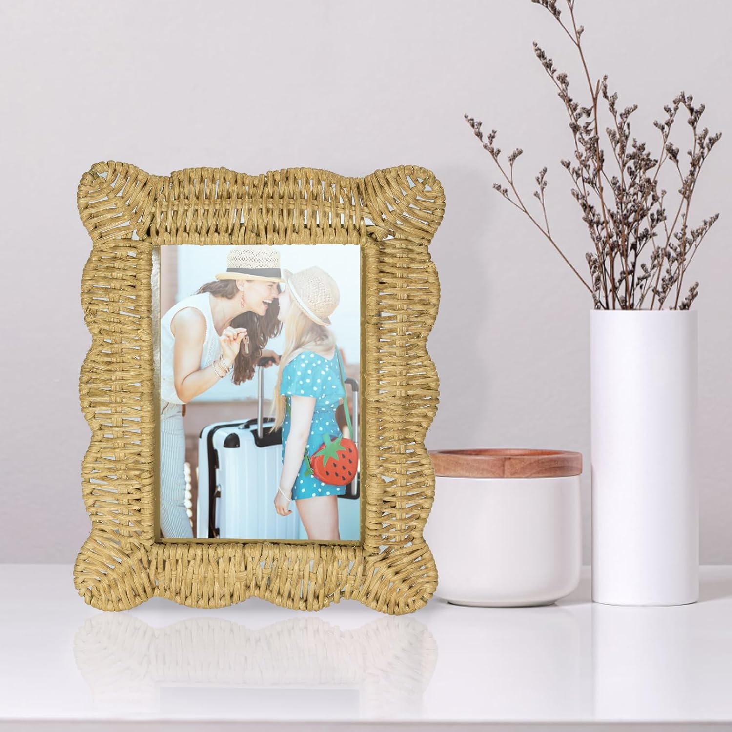 HUAXIN CRAFT H Woven Wicker Picture Frame,4 x 6 inches with Zebra Design, Rattan Photo Frame with Bohe Style for Tabletop Display (4X6)