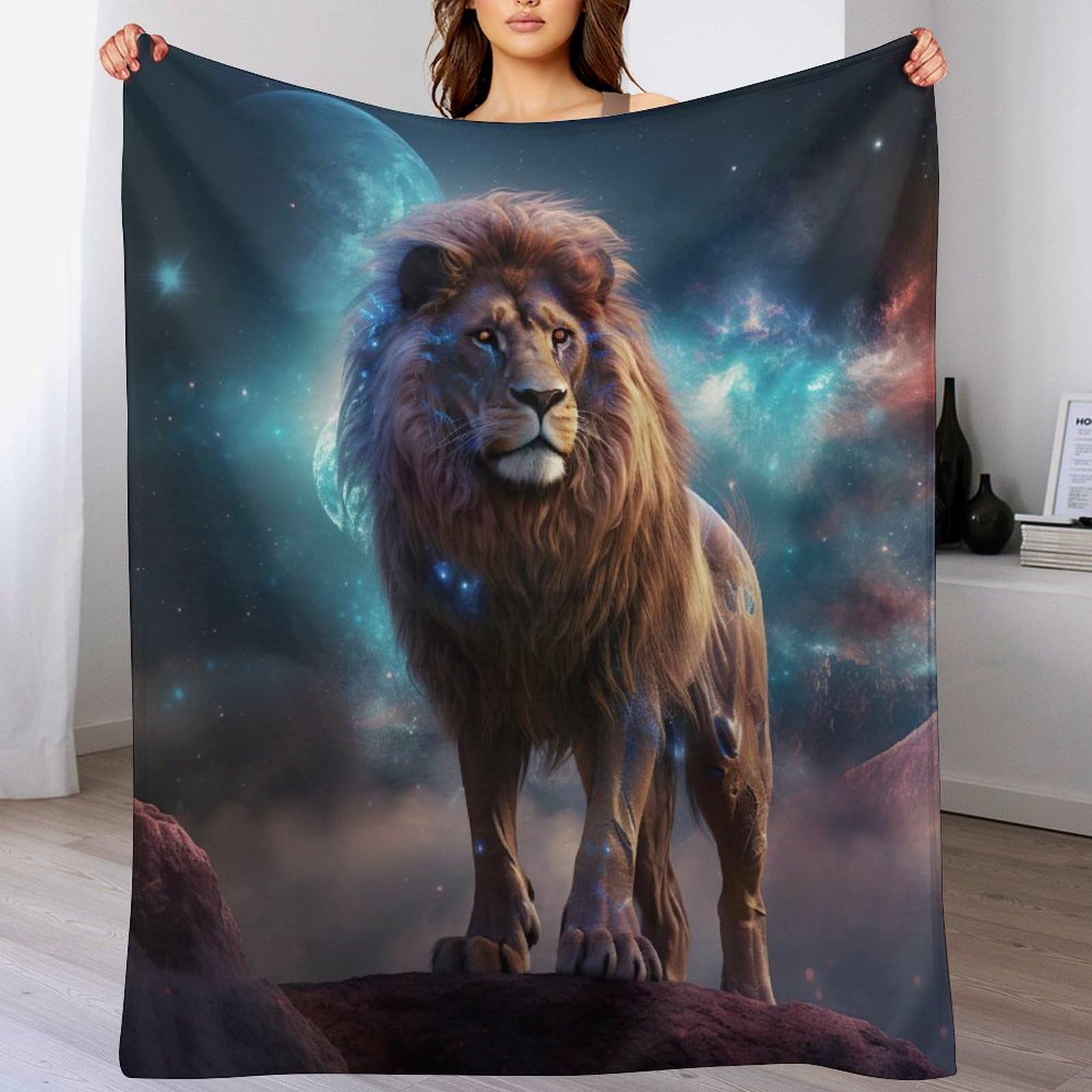 Plaid lion couverture polaire légère et chaude contre le froid de l'hiver.