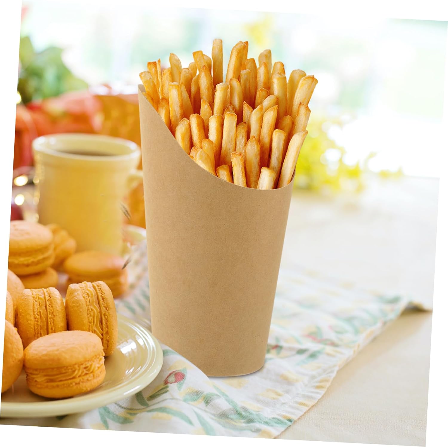 100pcs French Fries Cups Kraft Paper Snack Cups Snack Containers French Fry Holders Take-out Boxes Packing Take Out Holder for Boys and Girls Party