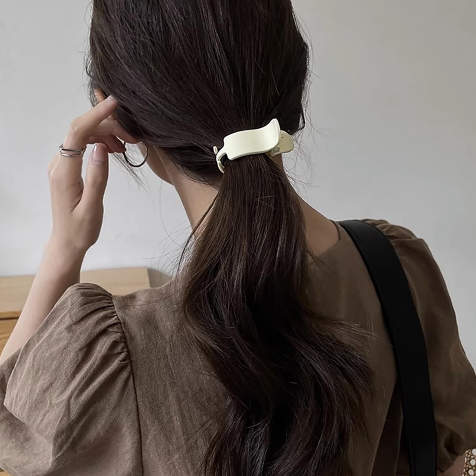 4 Stück Haarspangen für Frauen, kleine Haarklammern für hohen Pferdeschwanz, Dutt, Haarflecht-Werkzeug, Schwalbenschwanz-Haarspange, modisches Haarzubehör für Haarstyling, Dutt, Shaper,