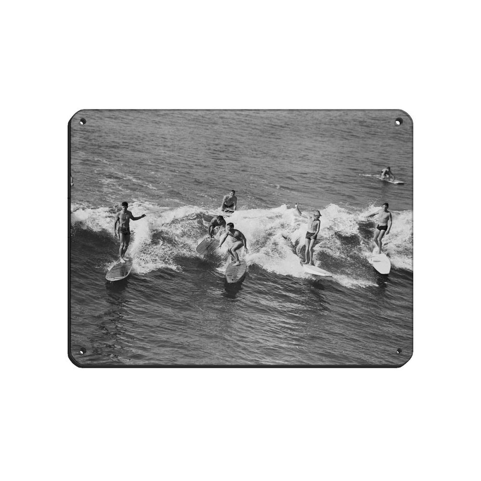 Plaque métal vintage 30x40 cm au design noir et blanc épuré pour pub