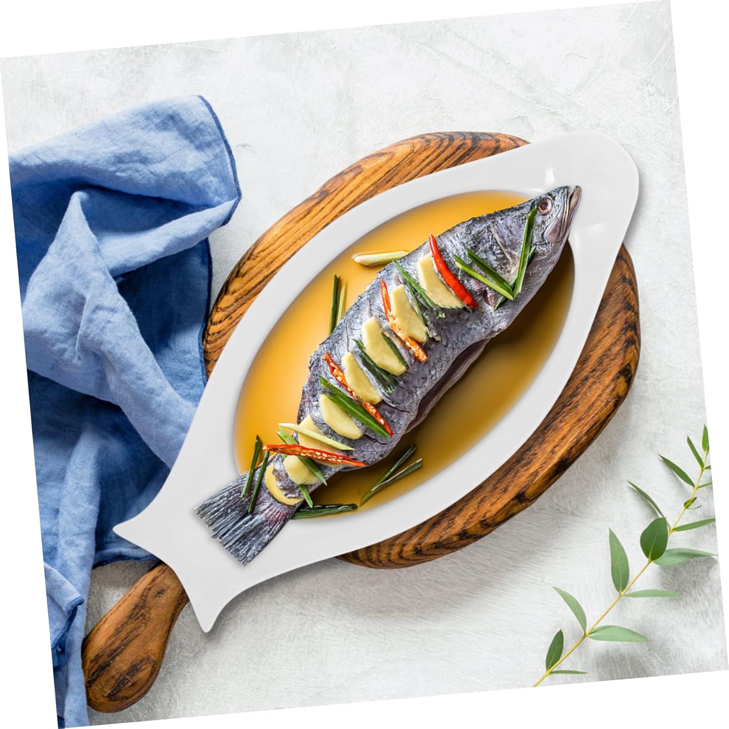 Ceramic Fish Shaped Plate Oval Steamed Fish Serving Platter for Home Hotel Restaurant Embossed Design Elegant White Tableware