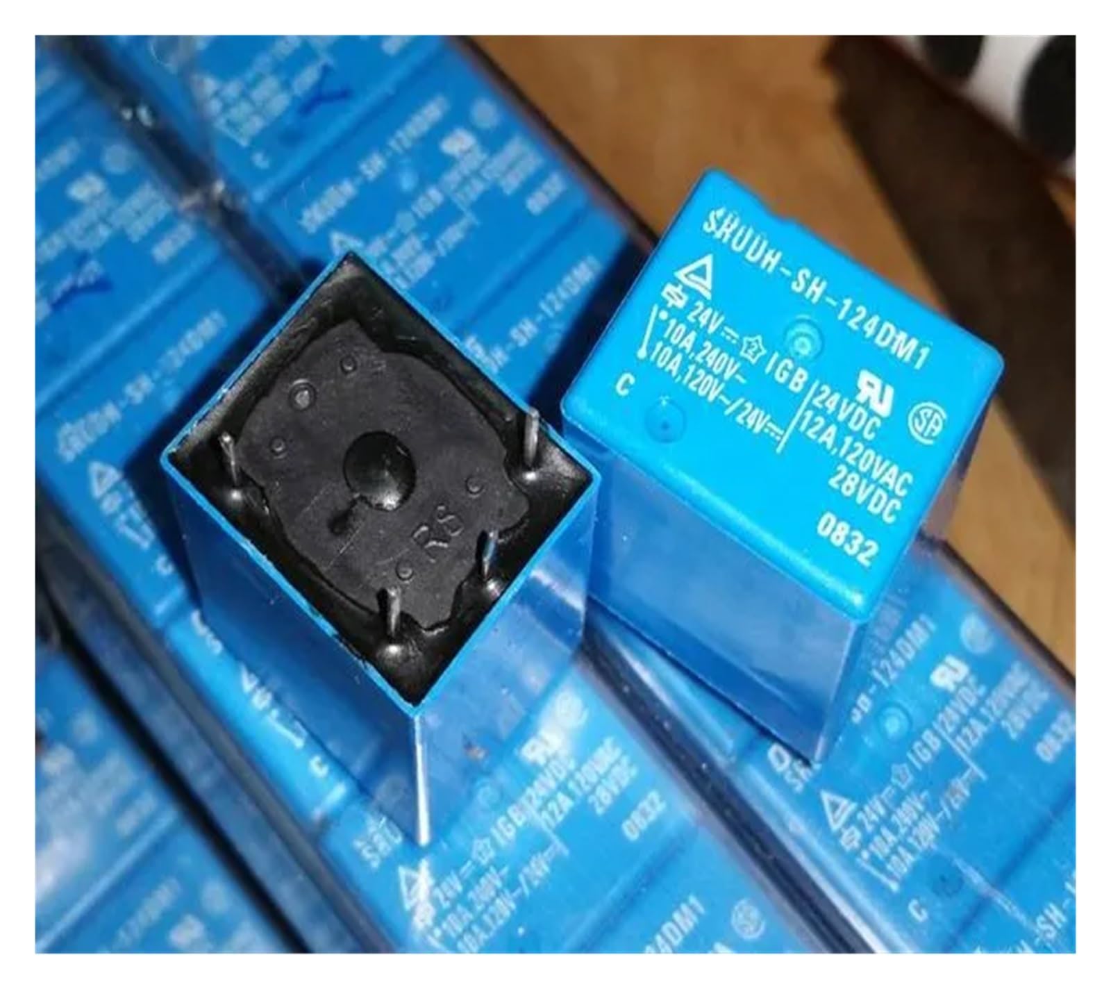Relé de 4 pines 24V SRUDH-SH-124DM1 interruptor electromecánico pcb 3