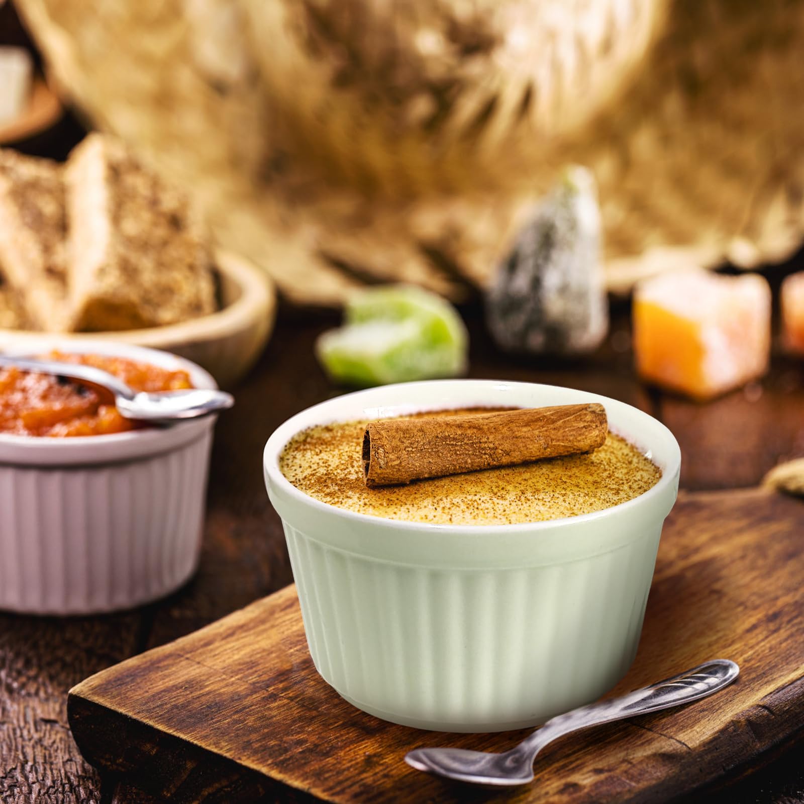 Ramequines con tapas de 8 onzas – Juego de 6, ramequines de cerámica para crema brulee con cubiertas, vasos coloridos para hornear, Ramequines aptos para horno y lavavajillas