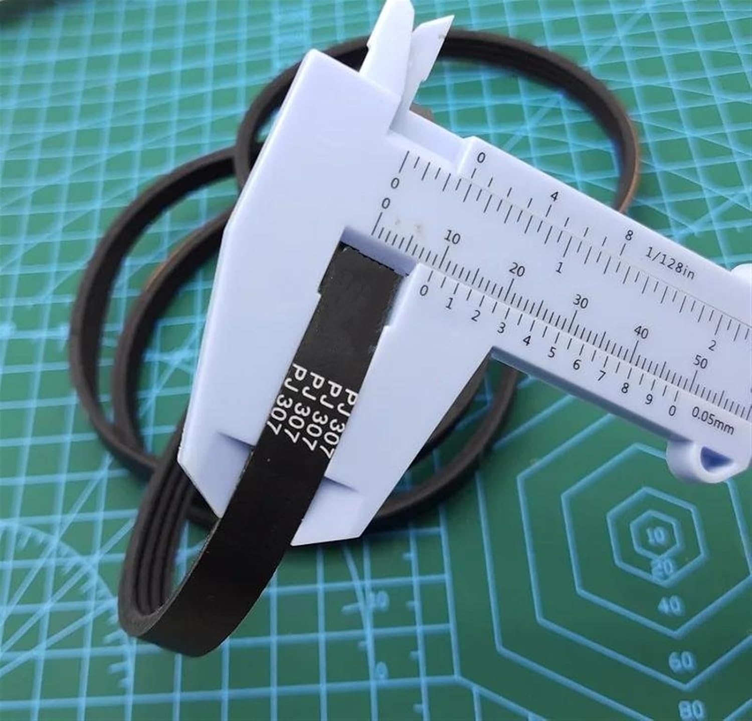 オートバイの三角ベルト ゴム製ドライブベルト ミニコンベアベルト エアコンプレッサー用 PJ307 ゴム製ドライブベルト