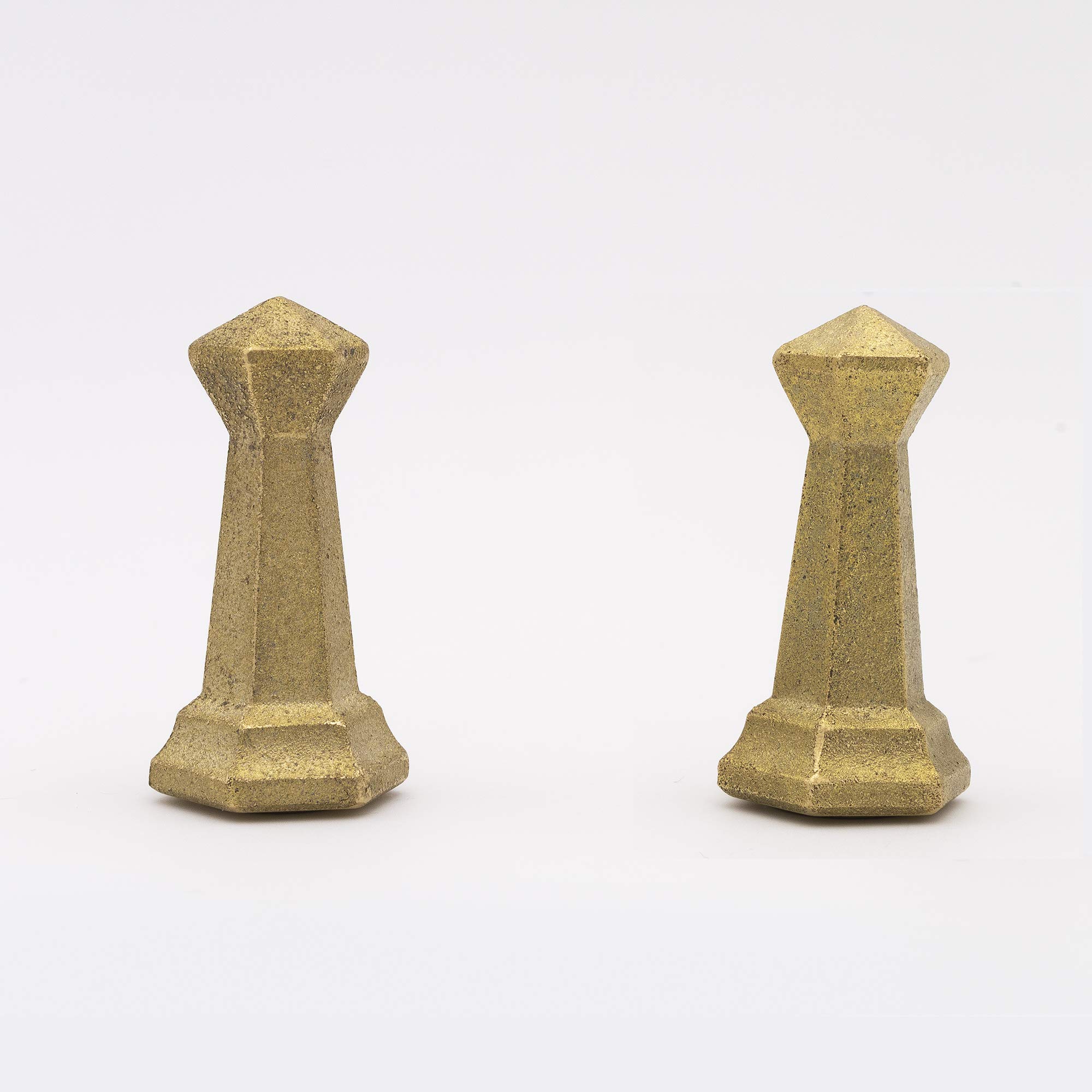 Crochets magnétiques puissants Futagami en forme d'échecs pour suspendre