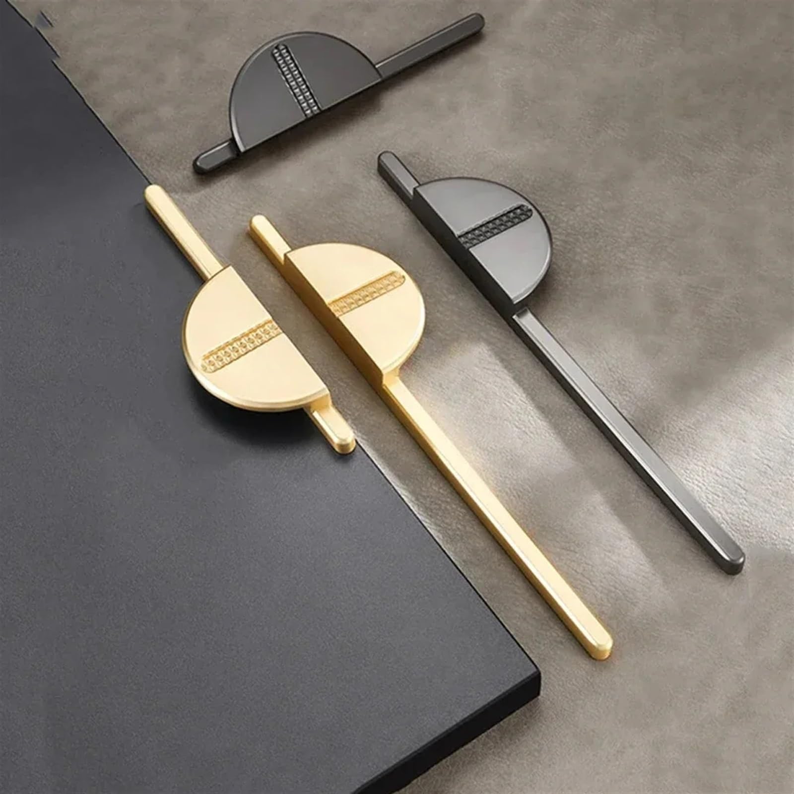 Poignées d'armoire de cuisine solides en alliage gris et or taille L