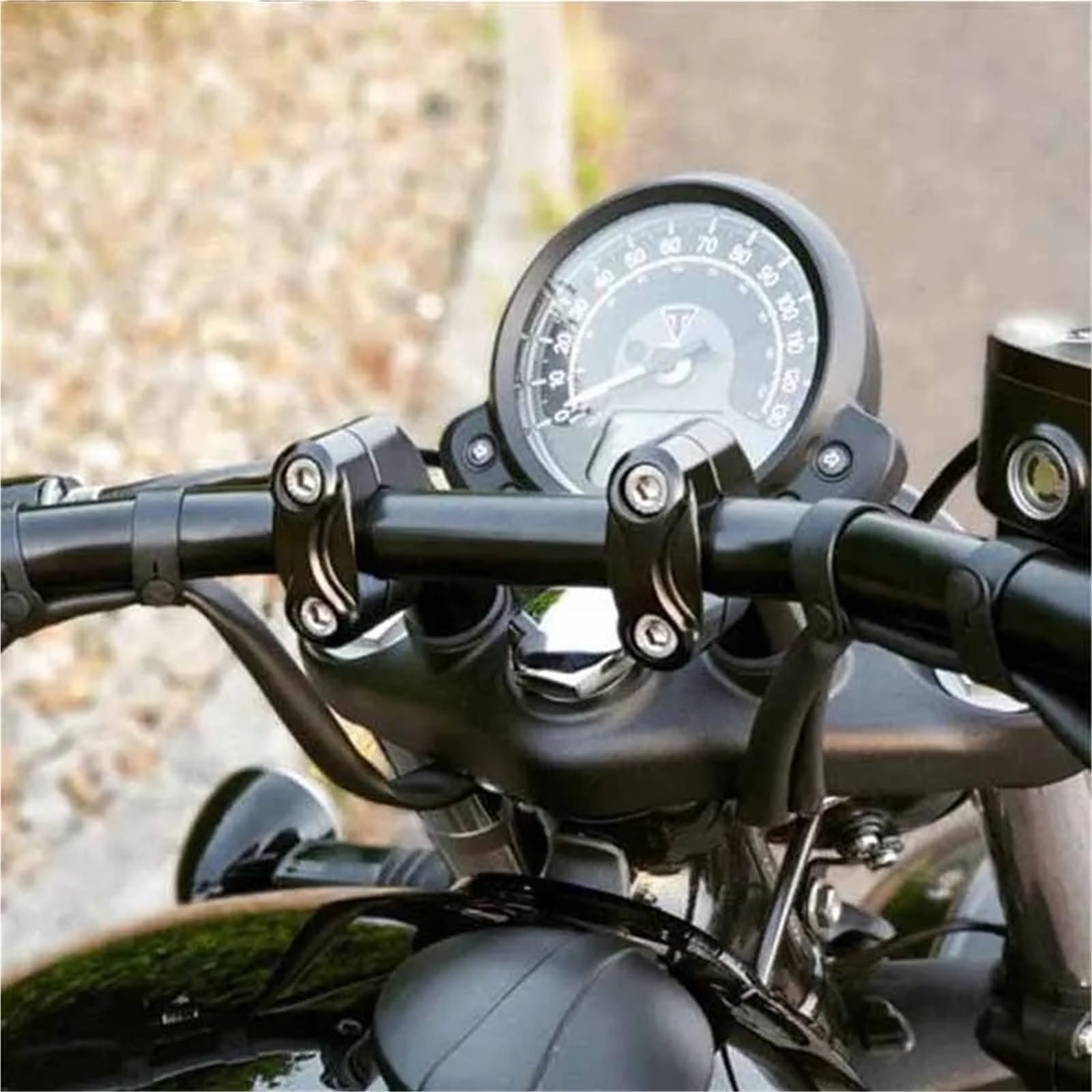 Pontets guidon moto Adaptateur Pinces Montage Barre De Guidon Accessoires Moto Double Pour Triumph Bobber T100 T120 Speed