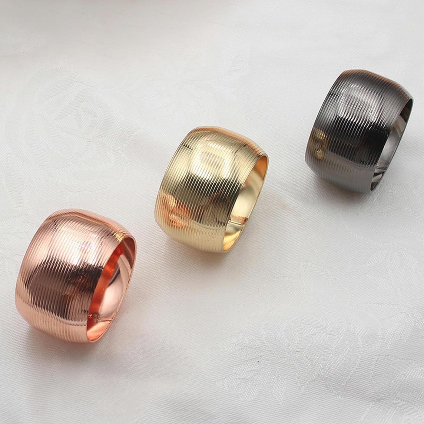 Langsam wird's Ernst. Packung mit 60 mehrfarbigen Serviettenringen for Hochzeitsbankette und Hotels(Rose Gold)