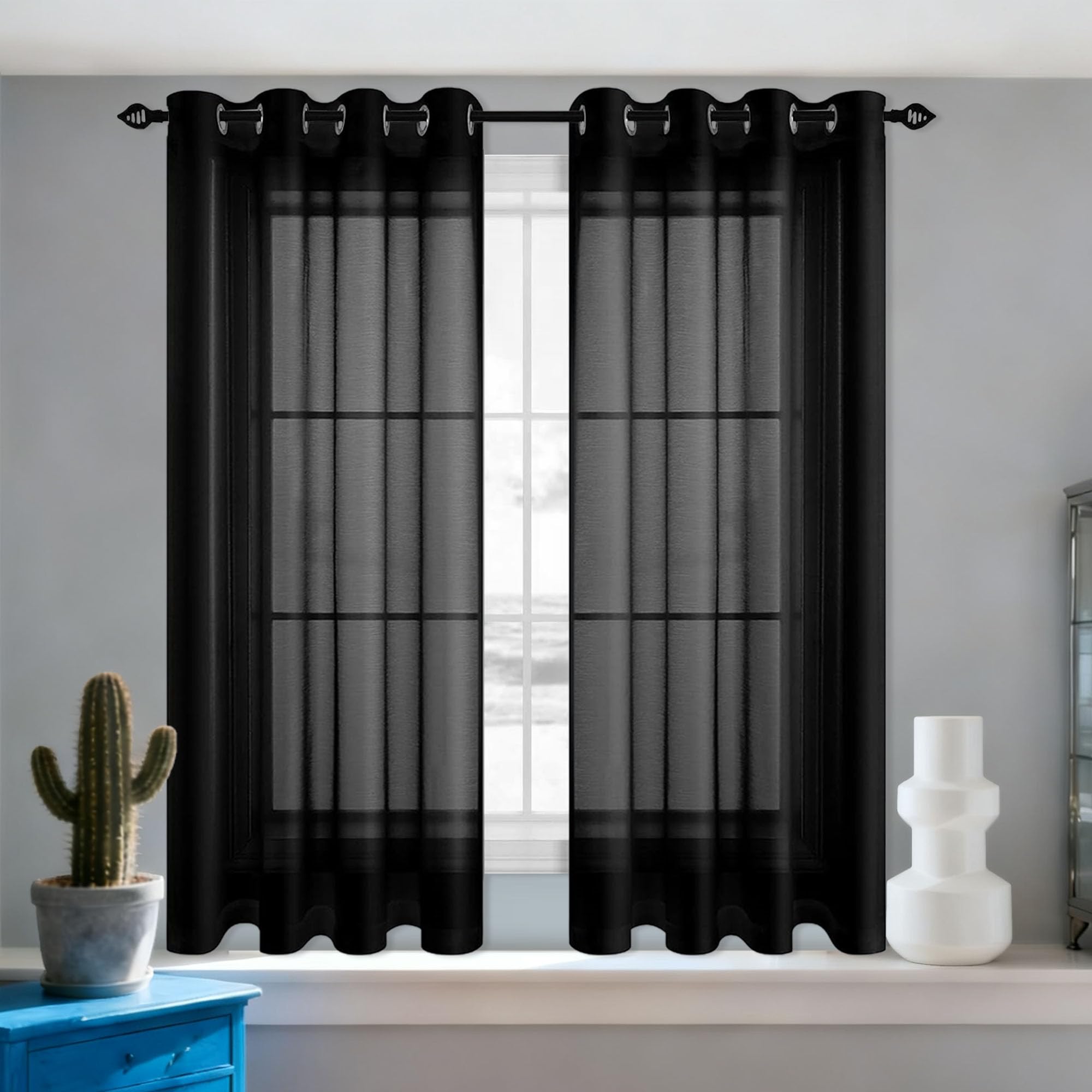 Voilages oeillet noir 260 x 275 cm pour sublimer la décoration de votre salon et chambre d'enfant