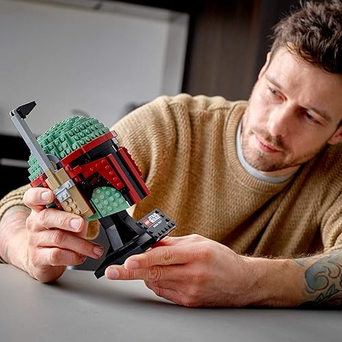 Miniatura 3 de LEGO Star Wars Boba Fett Casco 75277 Kit de construcción, fresco, juego de construcción de personajes coleccionables de Star Wars (625 piezas),