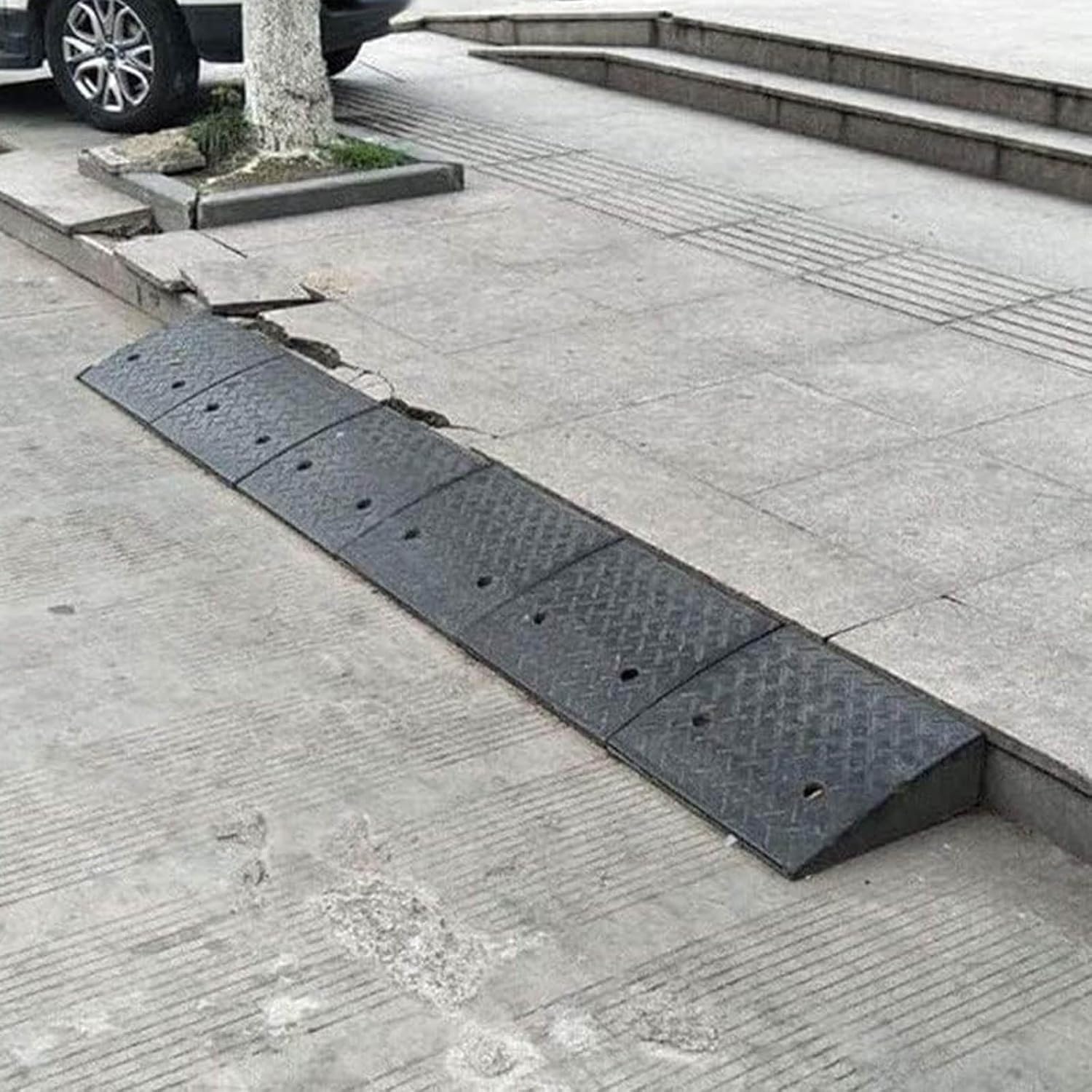 Schody rampowe Podjazdy krawężnikowe gumowe i plastikowe Podjazdy krawężnikowe dla pojazdów ciężkich Twarde podjazdy schodkowe(100x25x6cm)