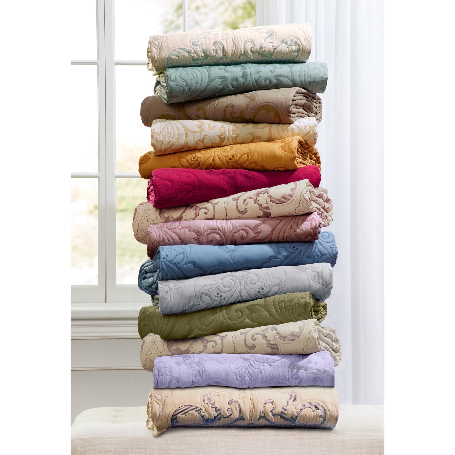 Snapklik.com : BrylaneHome Bedding Lightweight All Season Modern Amelia ...