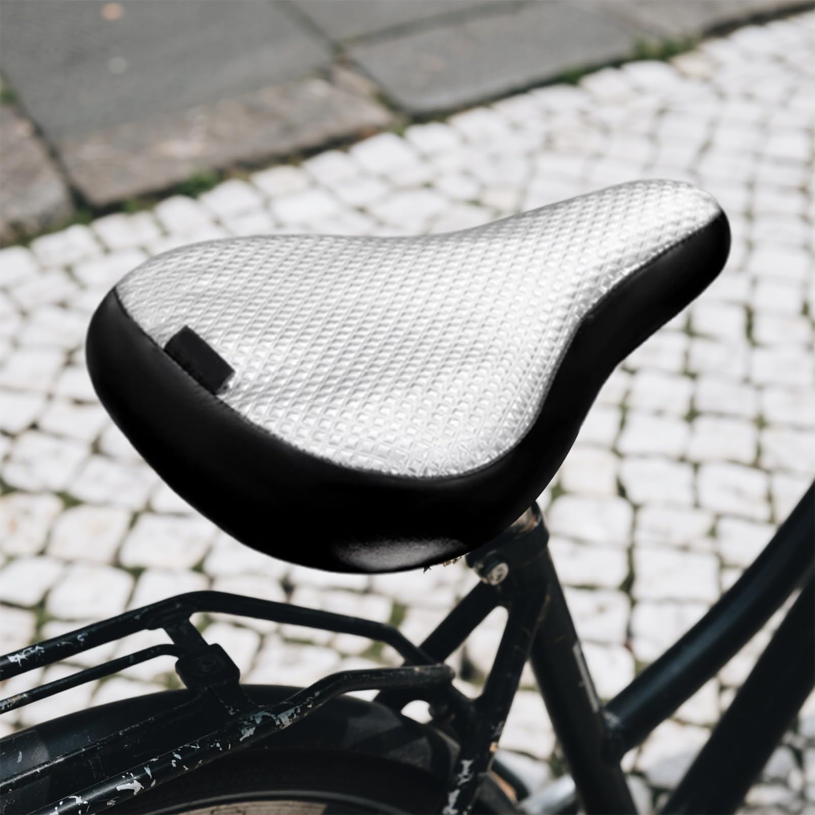 Coprisella per bicicletta, protezione antipioggia, materiale impermeabile, resistente al calore, scudo robusto, per ciclismo, fitness, allenamento, 26 x 21 cm, bianco, 1 pezzo