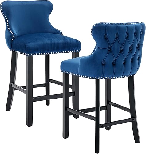 Miniatura 15 de Rhomtree Taburetes de bar tapizados de terciopelo modernos de 27 pulgadas con patas de madera, botón acolchonado, cabeza de clavo cromada, taburetes