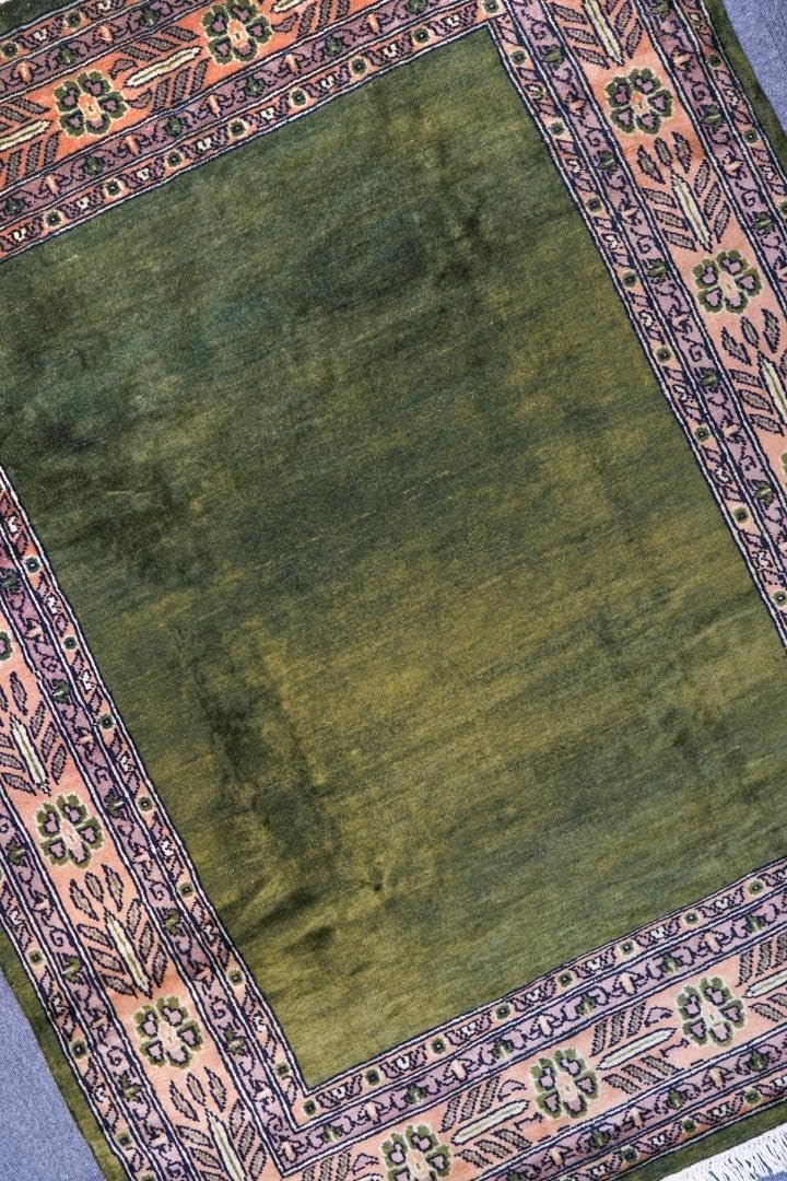 パキスタン 手織り絨毯 ウール リビングラグ　size:167×130cm パキスタン手織り絨毯 ウールアクセントラグ size:120x80