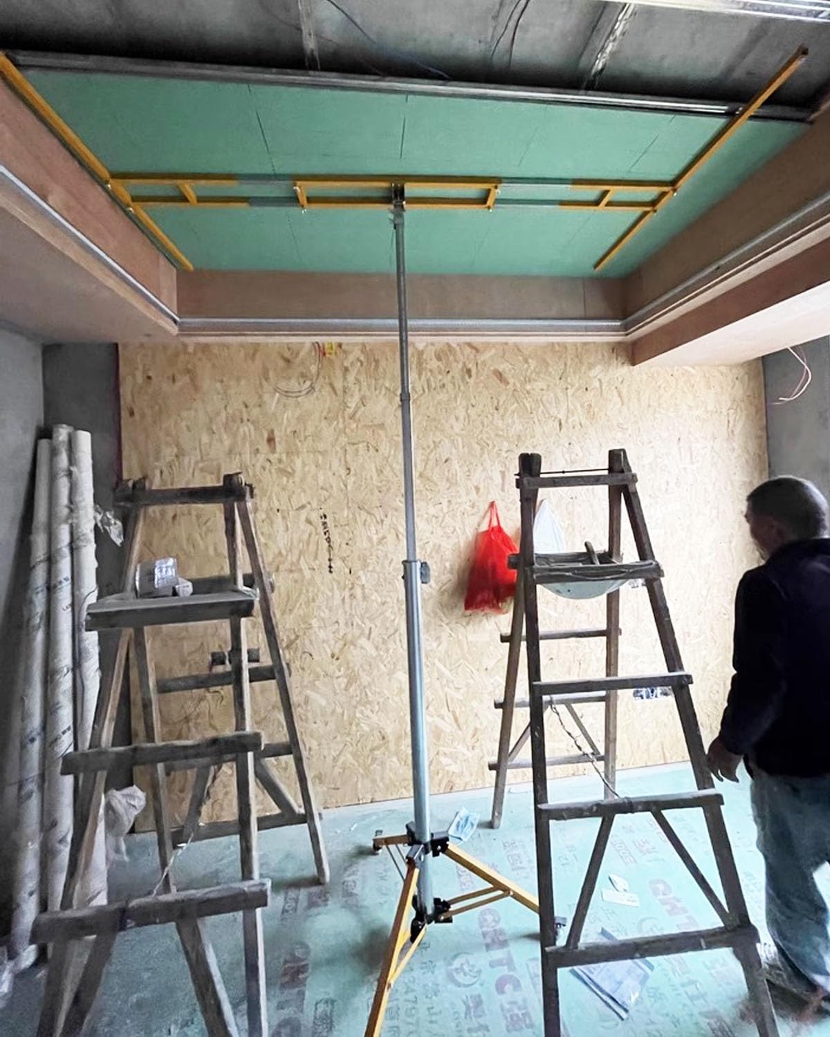Alzalastre Per Cartongesso Sollevatore per Cartongesso con Ruote da 12 Piedi, Sollevatore per Cartongesso con Capacità di 110 Libbre per Soffitto, Martinetto per Appendere Cartongesso per Lavori Edili