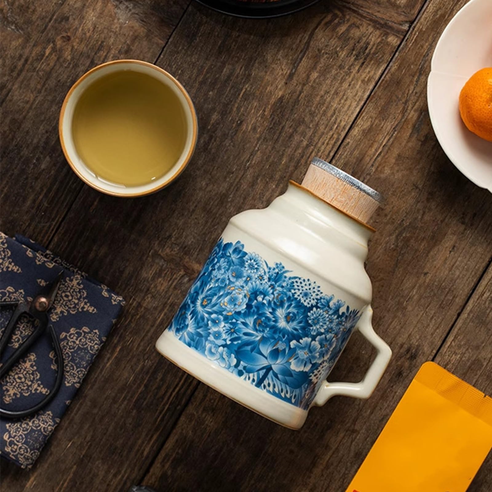 Bouilloire avec tasse, petite bouilloire chaude, ensemble tasses à thé, motif floral rétro, utilisation hivernale, préparation thé en vrac, eau chaude for aux fruits au bureau à domicile(Red)