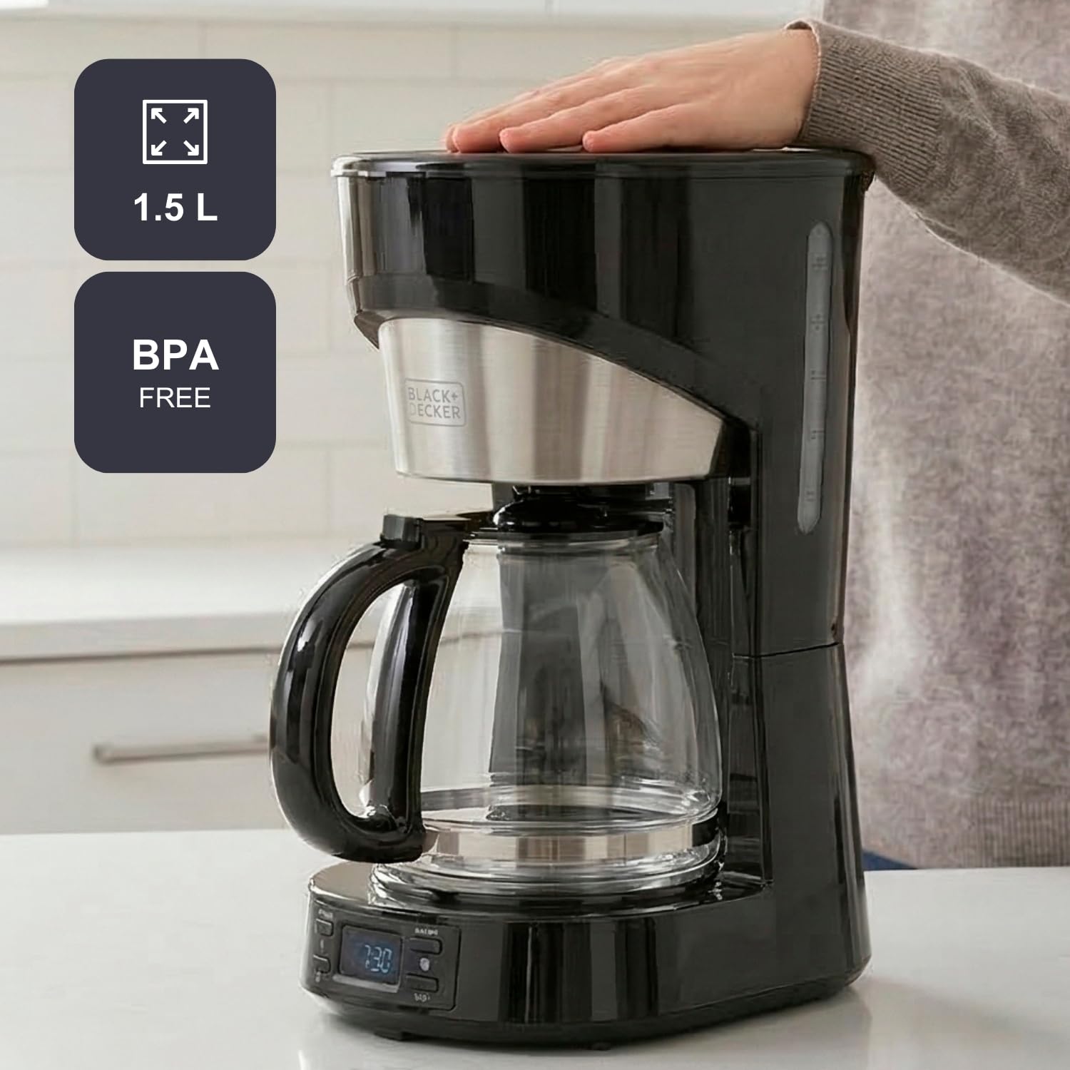 BLACK+DECKER – Macchina da caffè americano BXCO1002E | 1000W | 12 tazze | Timer 24h | Controllo digitale | Sistema antigoccia | Piastra riscaldante | Auto-off | Filtro lavabile | Inox antigraffio