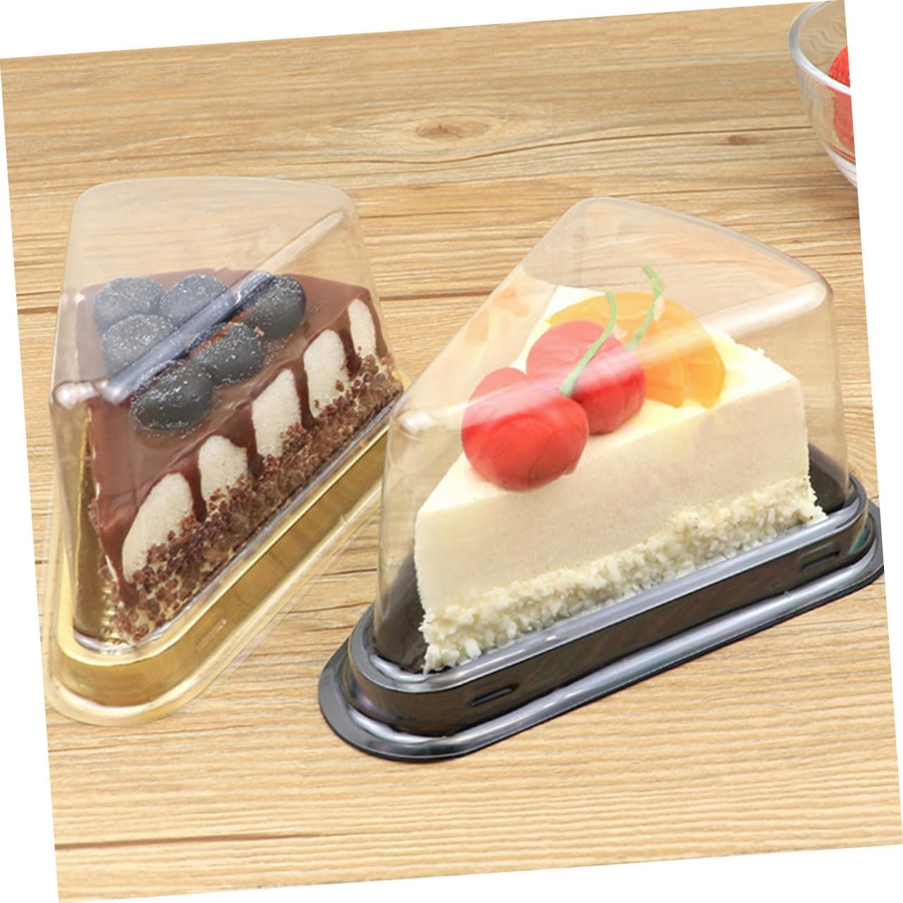 Quality Material Triangle Cake Box Cupcake Cheesecake Carrier 100pcs Sturdy Packaging for Present Occasion