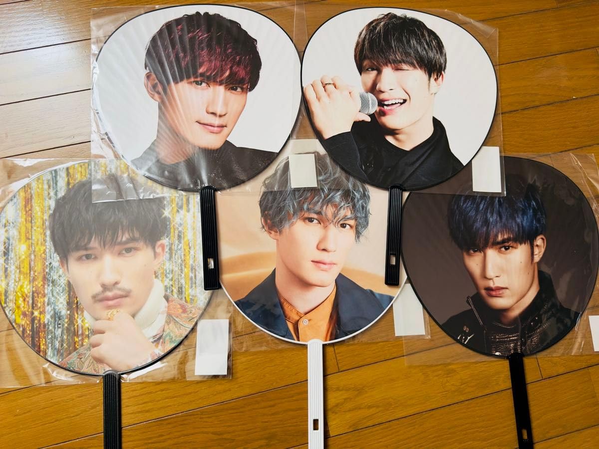 Amazon.co.jp: SixTONES ジェシー うちわ 売り : ホーム＆キッチン 