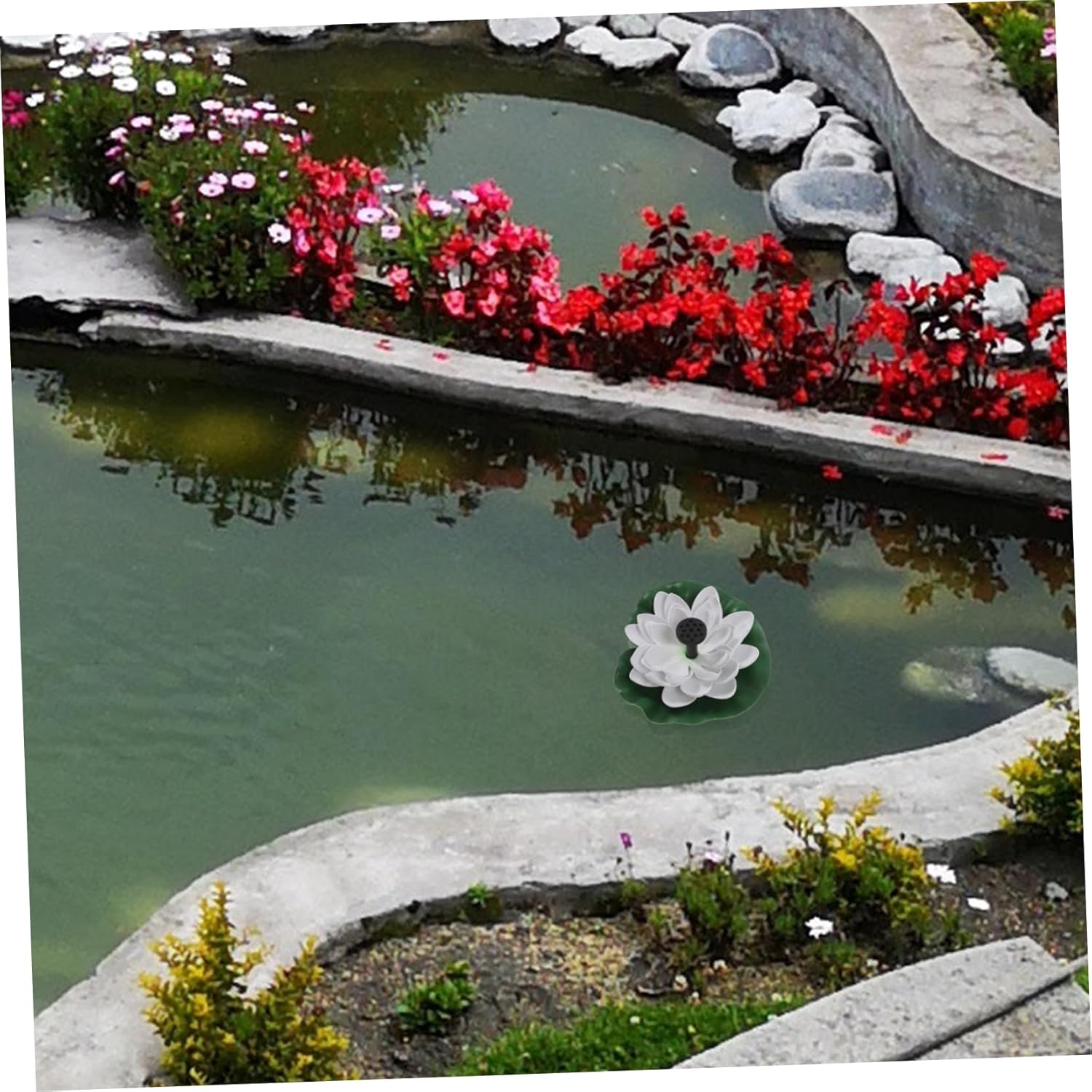 UPKOCH 1set Floating Solar Fountain Lotus Flower Design for Bird Baths and Ponds Water Feature for Outdoor Gardens Attracts Birds Easy to Install