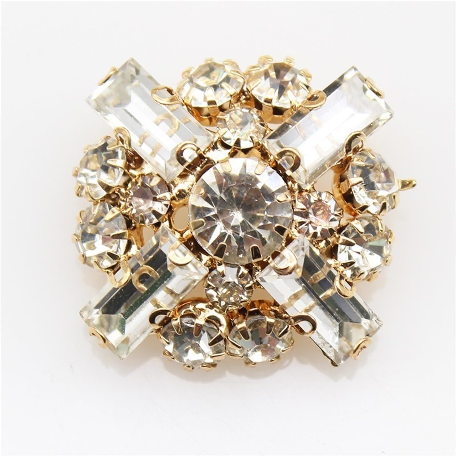 Boutons métalliques vintage de 2,5 cm couleur or pour sublimer vos créations de couture