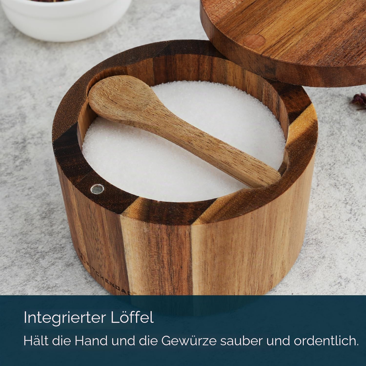 KITCHENDAO Acacia Holz Salzdose mit Integriertem Löffel, Salzbehälter mit magnetischem Deckel, Schwenkdeckel Für Küche, Aufbewahrung von Salz Meersalz Gewürzen Pfeffer Kraut, 6oz