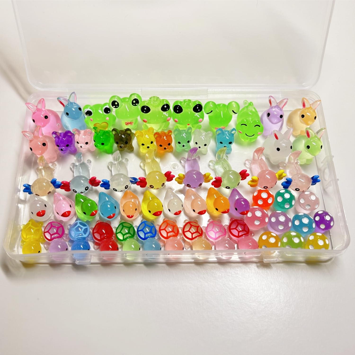 60 mini animales luminosos de resina, 7 estilos pequeños en miniatura que brillan en la oscuridad, patos conejos, perros pequeños para acuario, jardín de hadas, micropaisaje, casa de muñecas