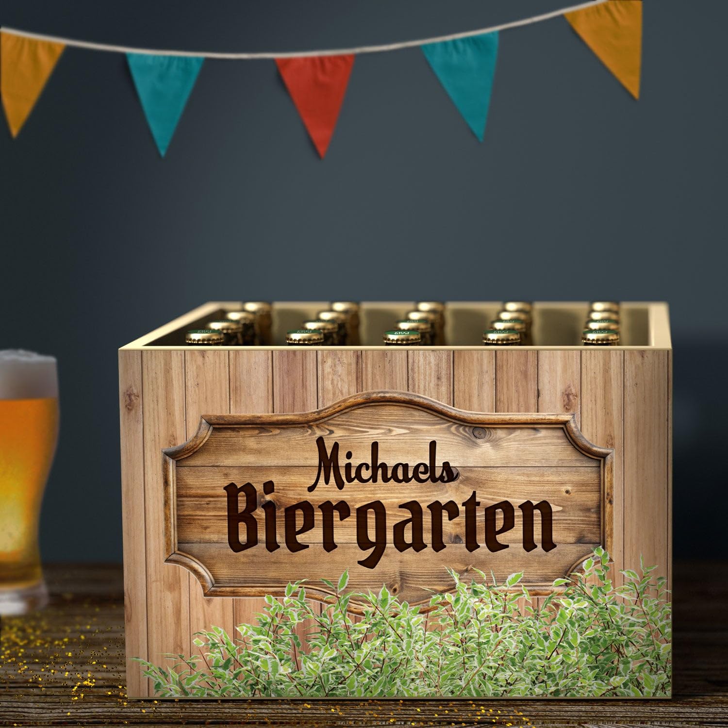 GRAVURZEILE Bierkasten-Banderole - Biergarten - Personalisiert mit Name - Geschenkidee für Männer zum Vatertag & Geburtstag - Inkl. 24 Flaschendeckel-Aufkleber - Passend für 20er Bierkasten
