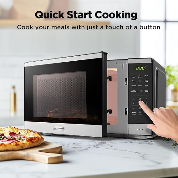 BLACK + DECKER Countertop Microwave Oven 0.9 Cu Ft، 6 Auto Menus، Child Lock، Memory Function، 10 Power Levels، Easy One-Touch Start، Digital Panel، 900W