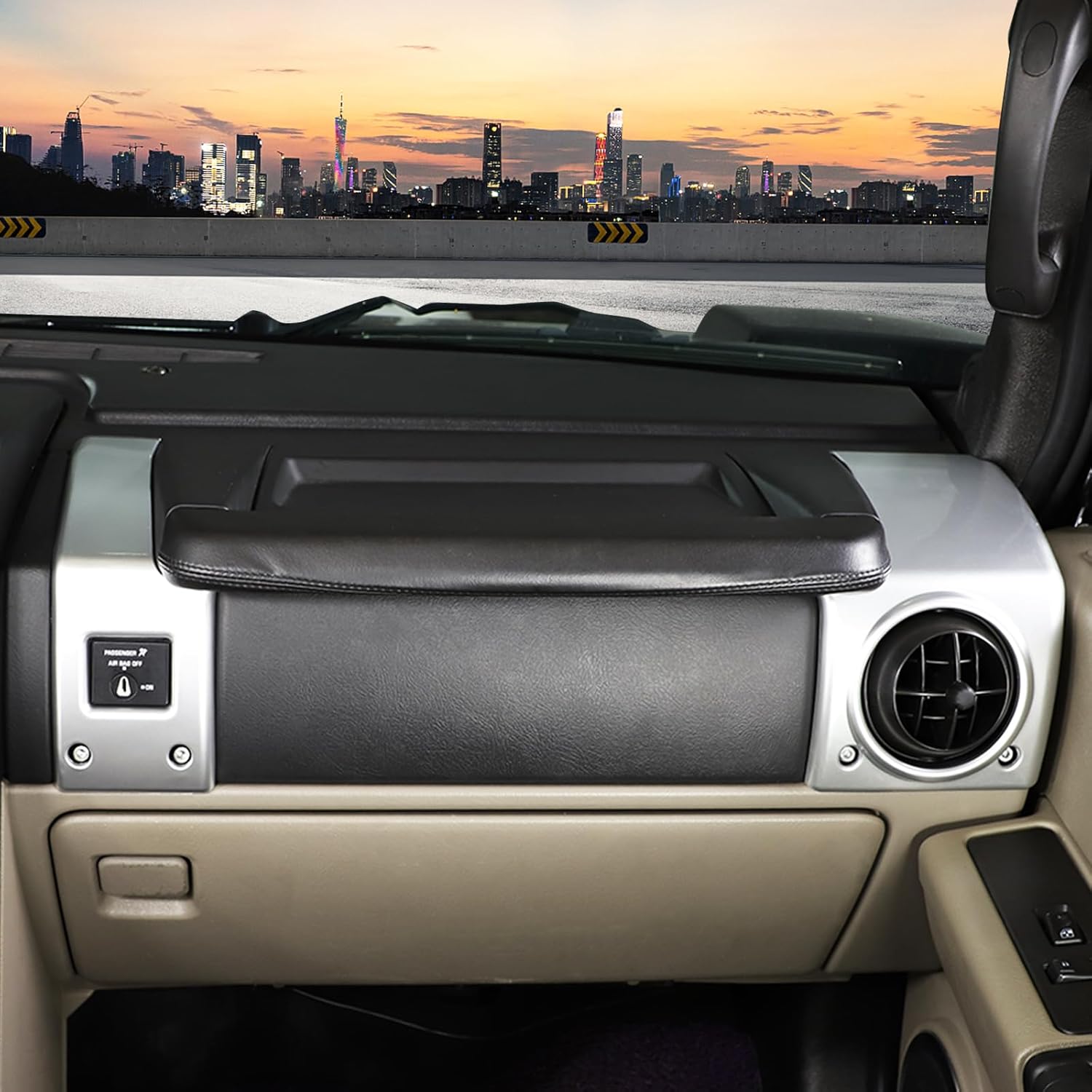 PIUGILH Fit for Hummer H2 2003-2007 Car Dashboard Side Air Vent Cover Frame Decor,Central Side Dashboard Air Vent AC Outlet Cover Car Interior (Silver)